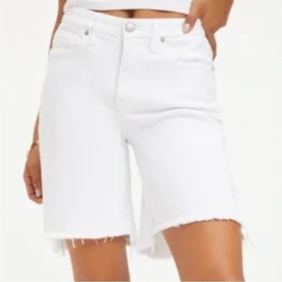 Good American White Good Icon High Rise Jean Shorts NWT - Picture 1 of 8